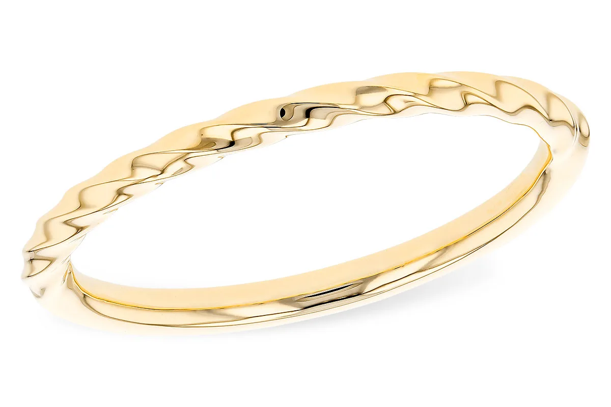 Gold Wedding Band in yellow gold